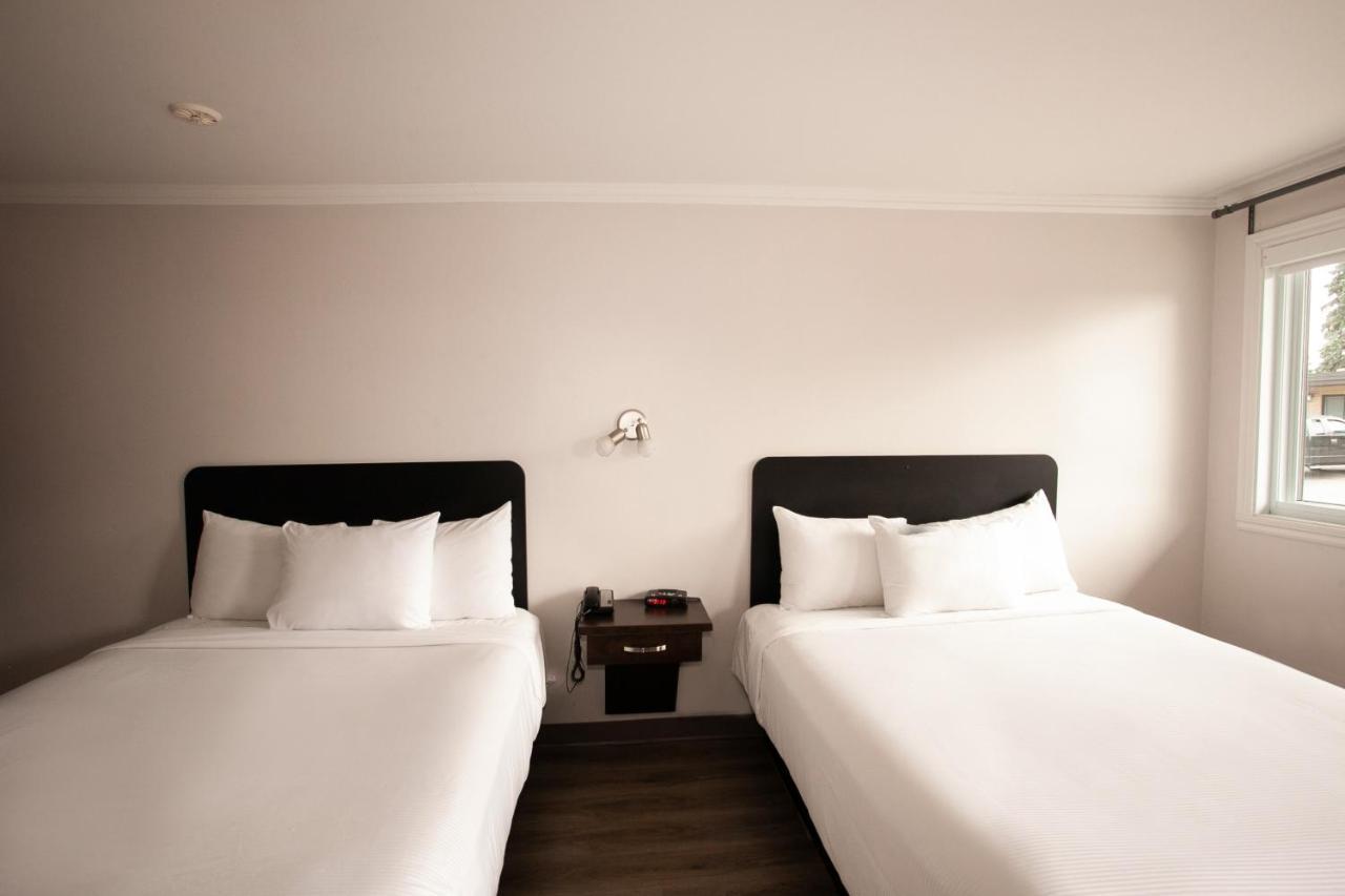 Motel Newstar ลาวาล ภายนอก รูปภาพ