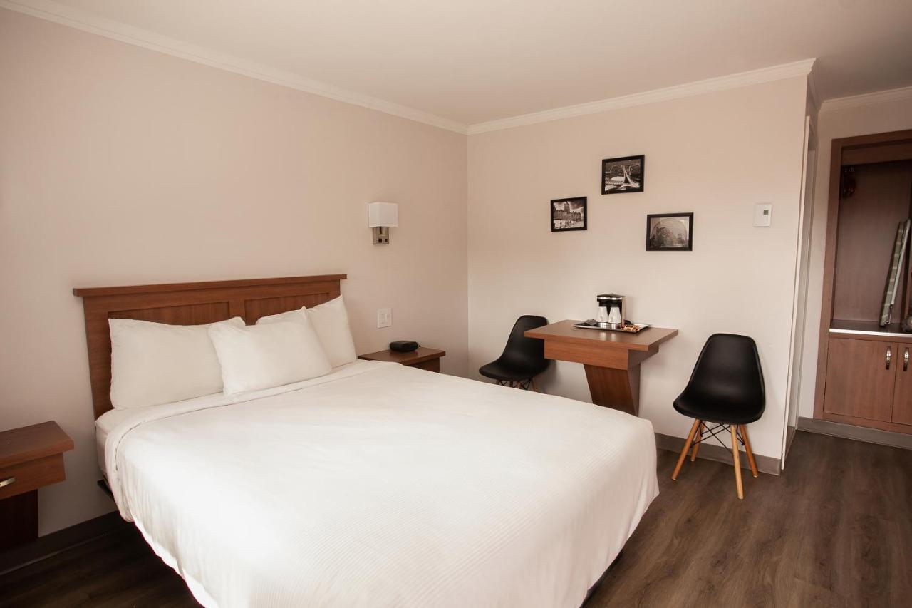 Motel Newstar ลาวาล ภายนอก รูปภาพ